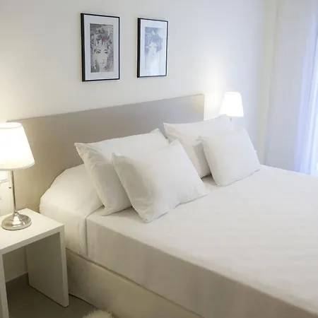 Chic 3* Santa Susanna